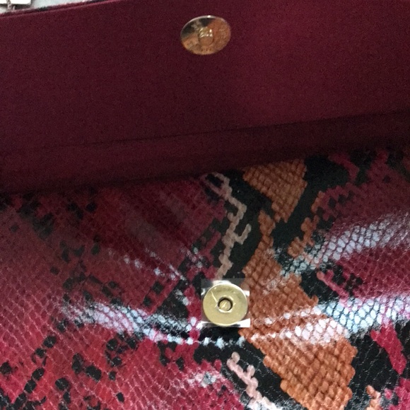 KATE LANDRY python bag oxblood snake print faux leather NWT - Picture 6 of 9